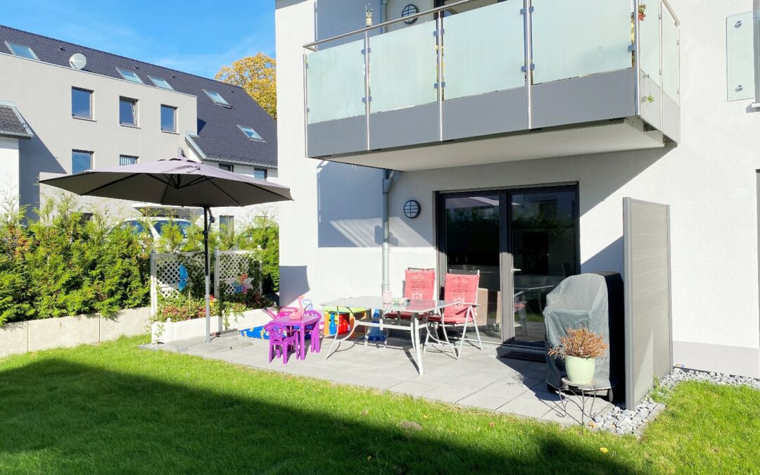 Neuwertige 4 Zi.-ETW mit Terrasse und Garten in BI-Babenhausen!